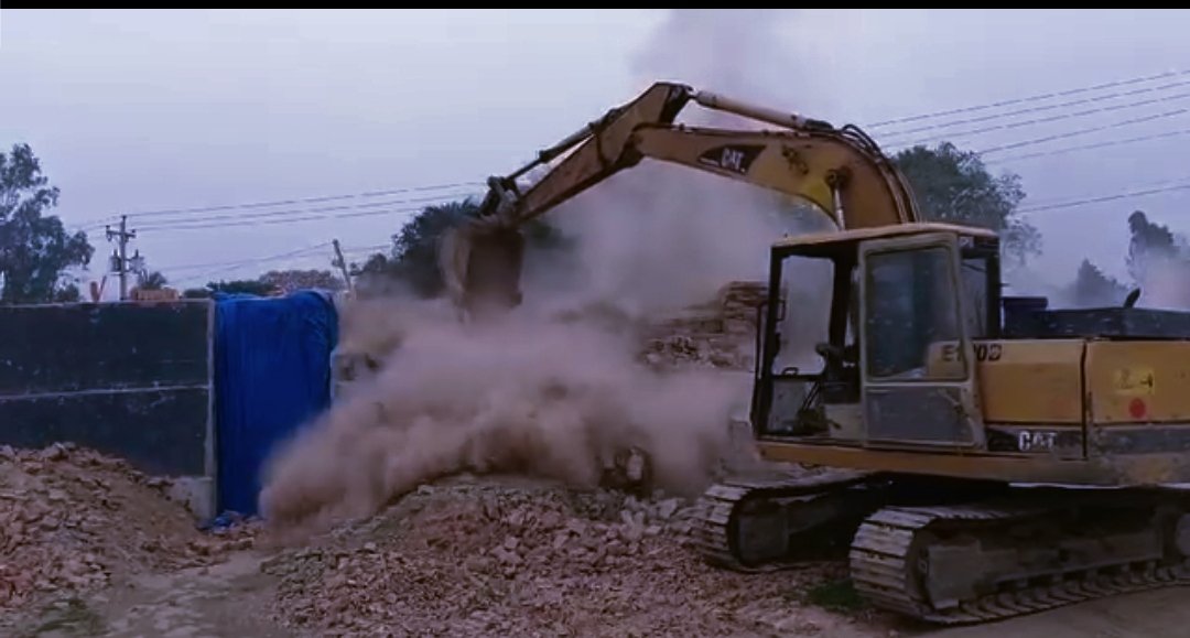 টাঙ্গাইলের মির্জাপুরে ভ্রাম্যমাণ আদালতের অভিযানে দুইটি অবৈধ ইটভাটা ভেঙে দিল জেলা প্রশাসন ও পরিবেশ অধিদপ্তর