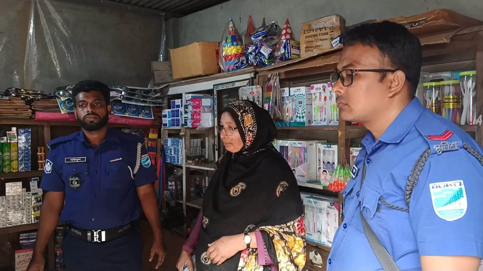 মির্জাপুরে নকল প্রসাধনী জব্দ ব্যবসায়ীকে ১ লাখ টাকা জরিমানা