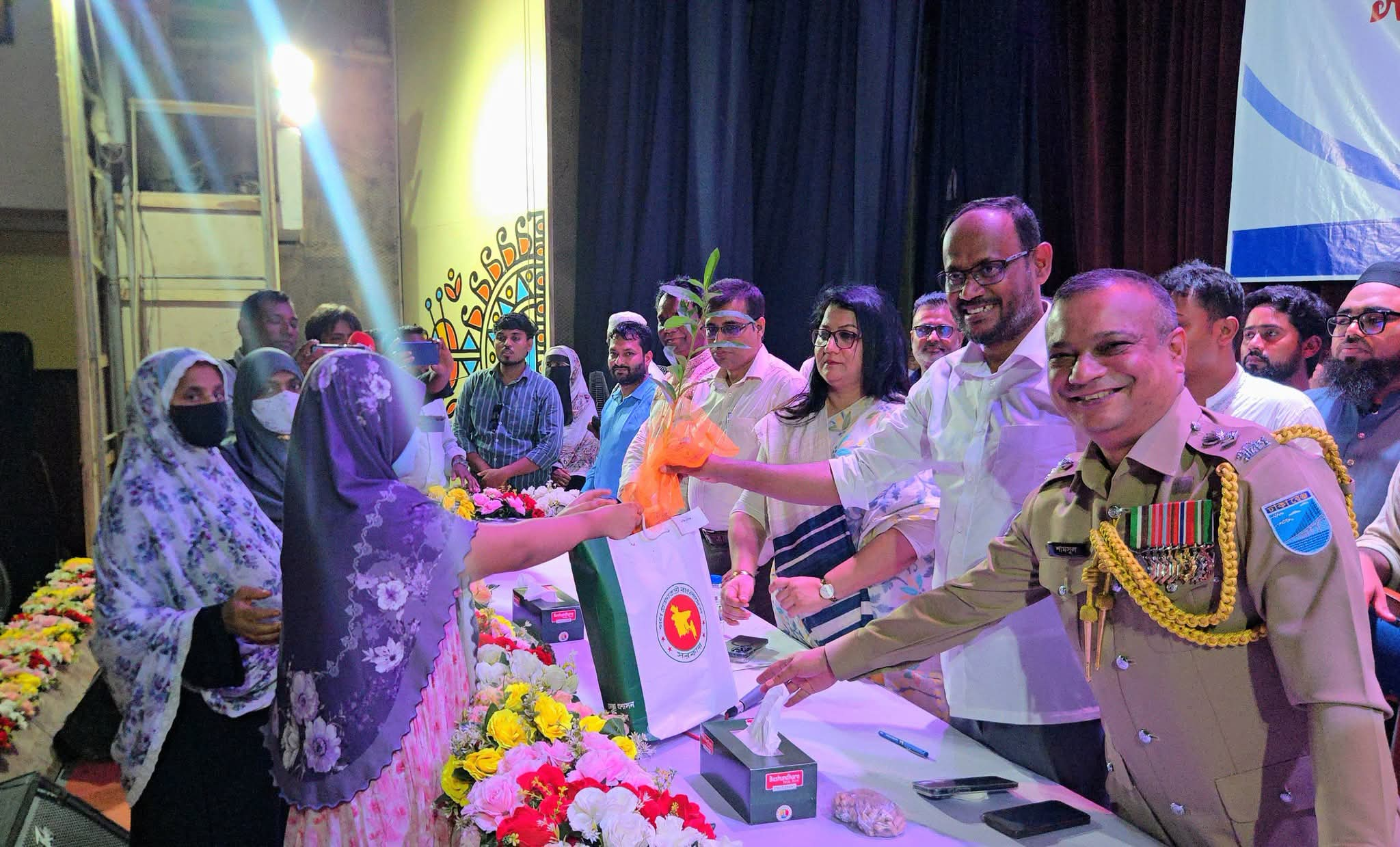 টাঙ্গাইলে জুলাই শহীদ পরিবার ও জুলাই যোদ্ধাদের সংবর্ধনা