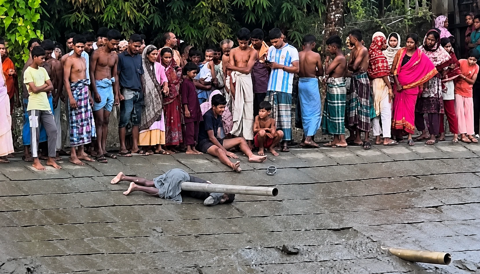 বোয়ালখালীতে ছন্দারিয়া খাল থেকে ভ্যানচালকের মরদেহ উদ্ধার