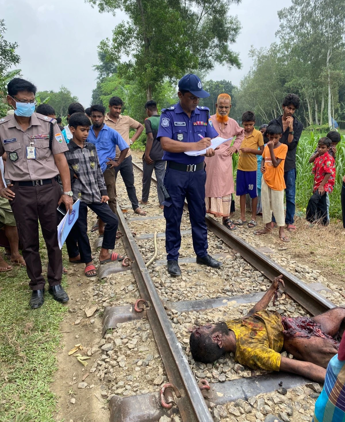 সরিষাবাড়ীতে যমুনা এক্সপ্রেস ট্রেনে কাটা পড়ে অজ্ঞাত ব্যক্তির মৃত্যু