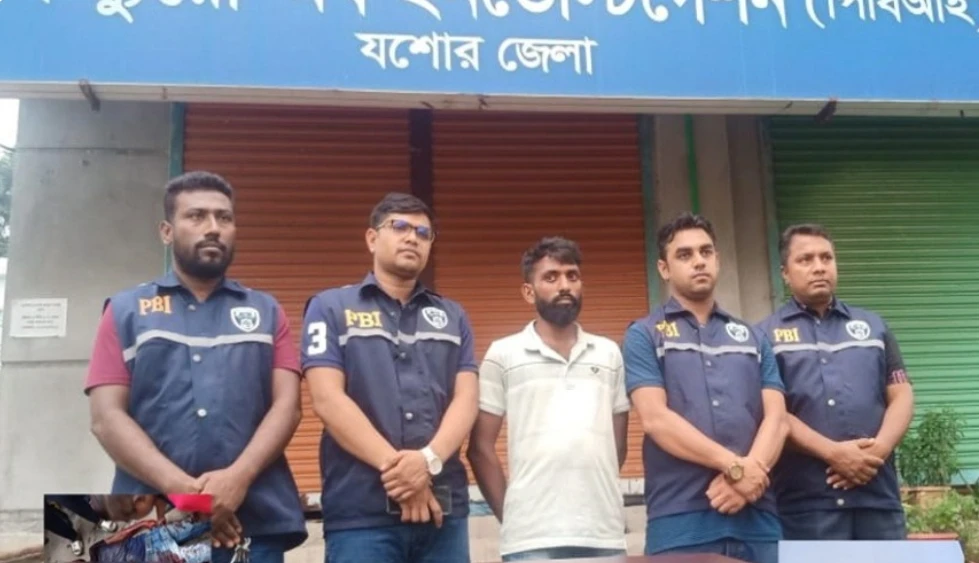 খুনিদের চা খাইয়ে নিজের মোটরসাইকেলে চড়িয়ে ঘটনাস্থলে নিয়ে যান নিহত আল-আমিন